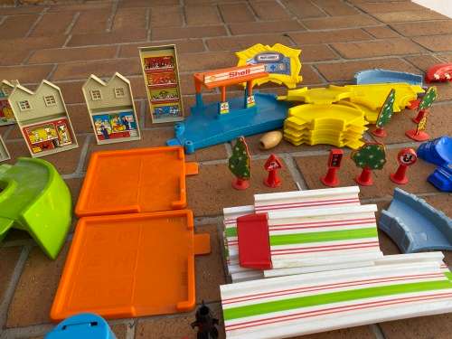 Vintage Matchbox set with filling station, buildings and track - very rare and nice
