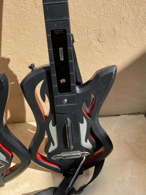 2 x wii guitars