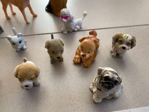 Nice collection of dogs with carry case