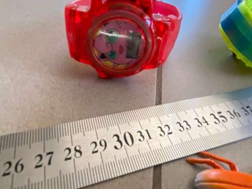 Various children watches including Smarties coillectable watch