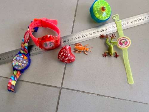 Various children watches including Smarties coillectable watch
