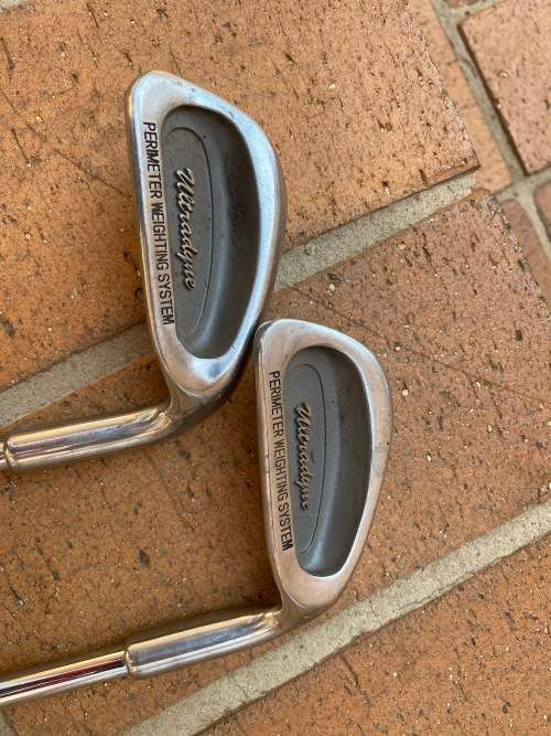2 Lovely clubs 8 and 9 - Cheap