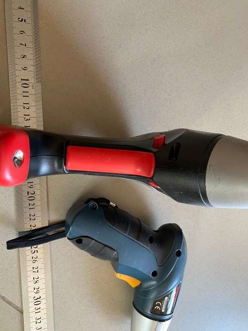 Screwdriver and Drill Gun - not tested - selling as spares