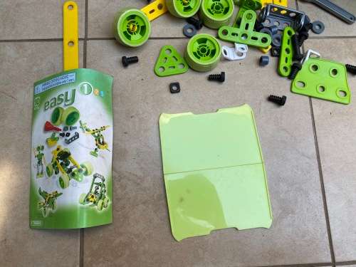 Meccano building for kids