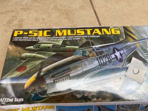 P51-C Mustang Model Kit - New 1:72