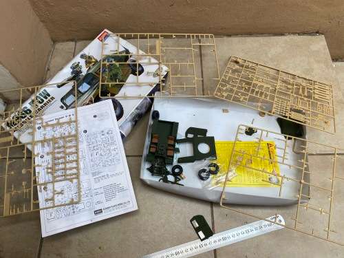 Mass Tow Missile Carrier - parts for model - cheap
