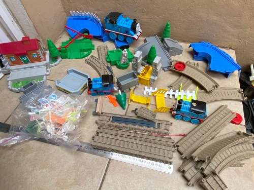 Large Thomas Train set with buildings, track, road signs etc.