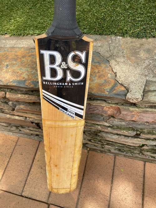 Bellingham and Smith English Willow cricket bat - CHEAP