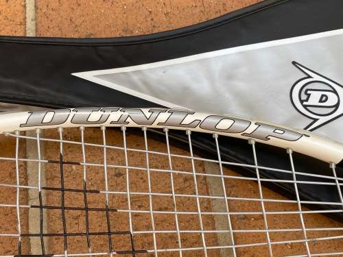 Dunlop Graphite Composite Squash Racquet - Nice