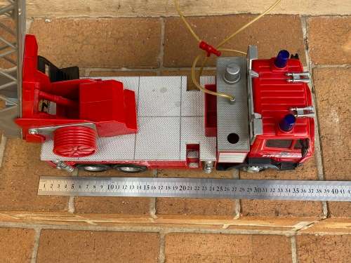 Large Fire Engine with sound