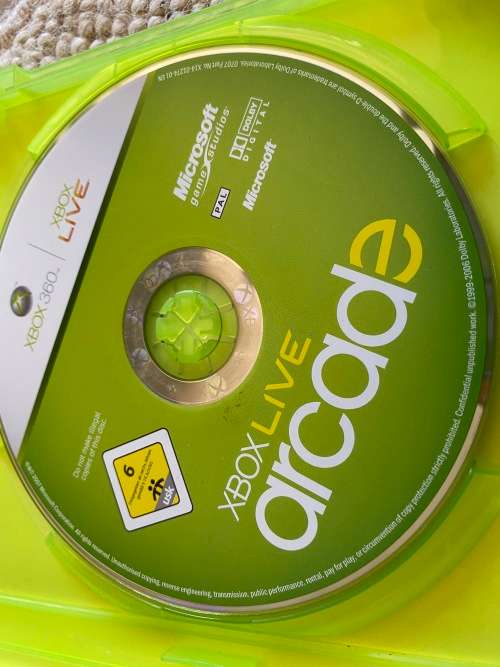 XBOX 360 Arcade game - nice