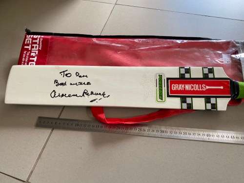 Original Graeme Pollock Signature on full bat - will be one of his last - special + very collectable