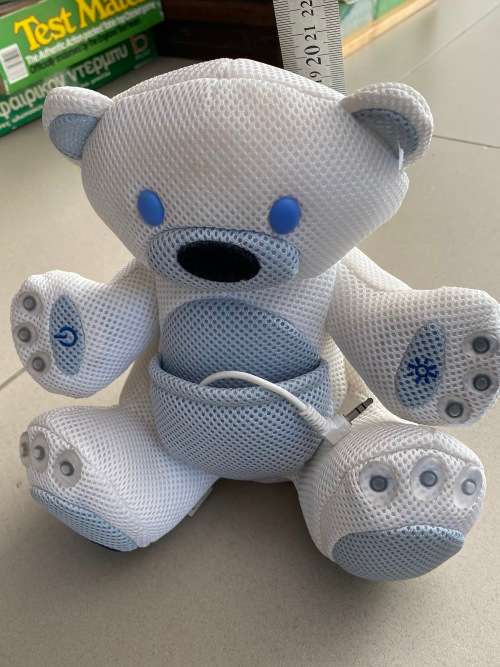 iPulse Bear Speaker with lights - nice