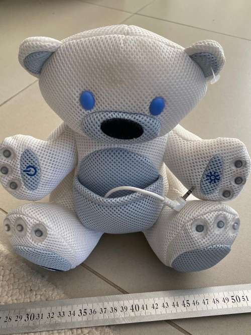 iPulse Bear Speaker with lights - nice