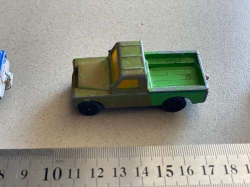 3 x vintage cars matchbox and corgi - excellent