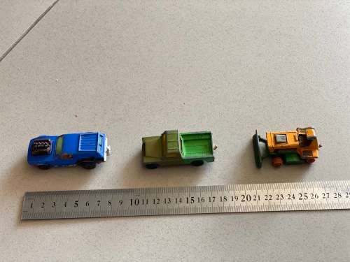 3 x vintage cars matchbox and corgi - excellent