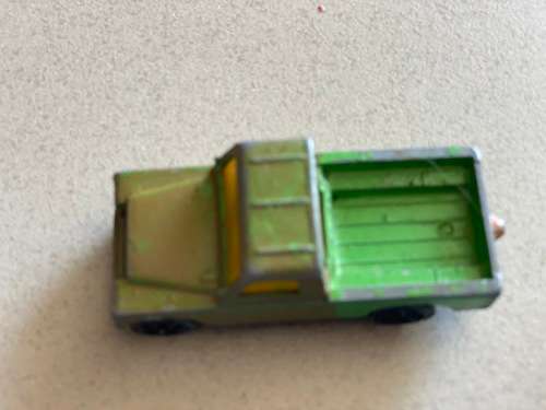 3 x vintage cars matchbox and corgi - excellent