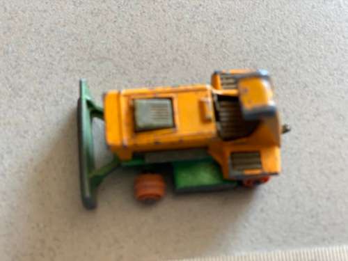 3 x vintage cars matchbox and corgi - excellent