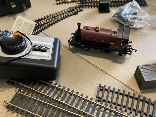 Hornby City Industrial Train set with Loco, tracks and power source etc. - nice
