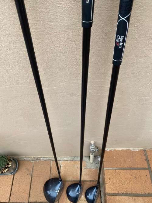 Lovely set of Golf Drivers x 3 - good value - Driver, 3 and 4 Woods