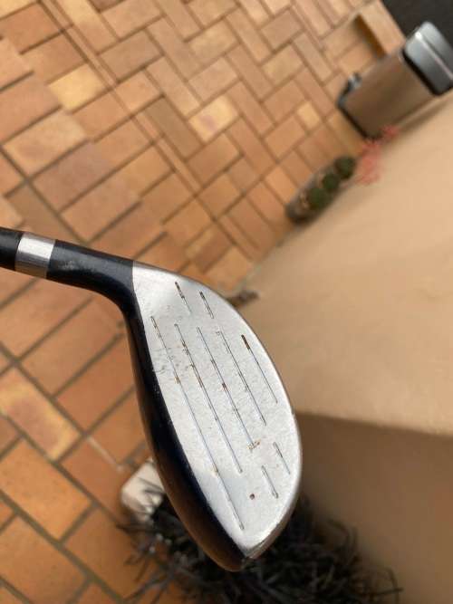 Lovely set of Golf Drivers x 3 - good value - Driver, 3 and 4 Woods