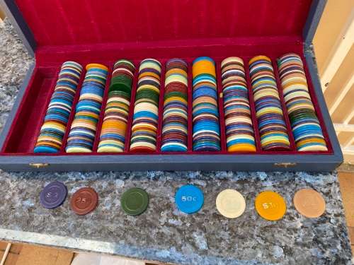 Vintage roulette chips - must have - collectable