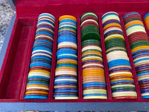 Vintage roulette chips - must have - collectable