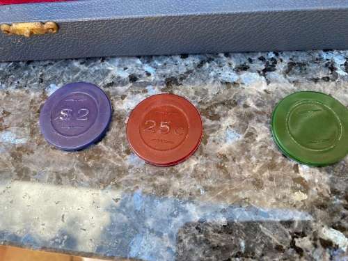 Vintage roulette chips - must have - collectable