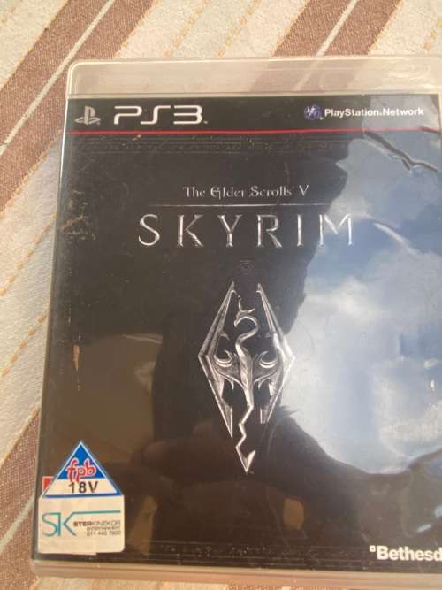 Skyrim PS3 game - nice