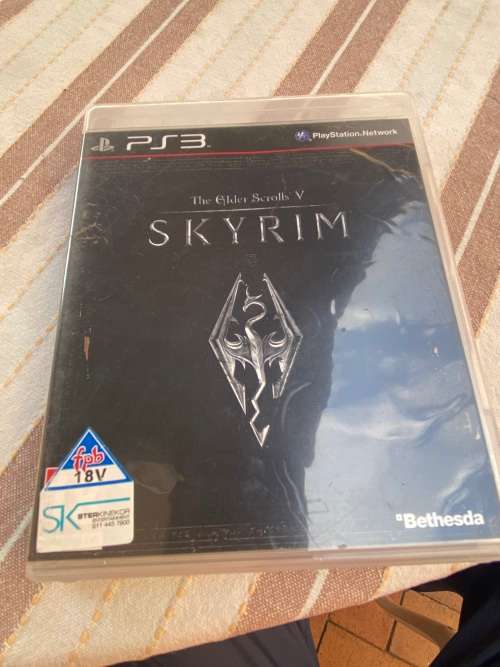 Skyrim PS3 game - nice