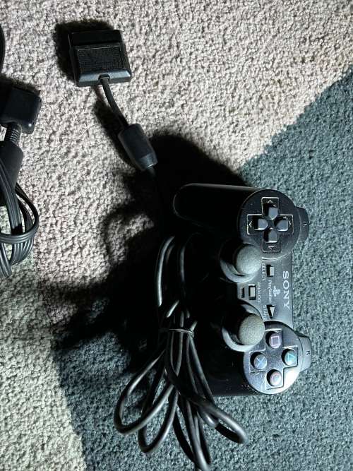 PS2 Gaming Console - cheap with 1 controller