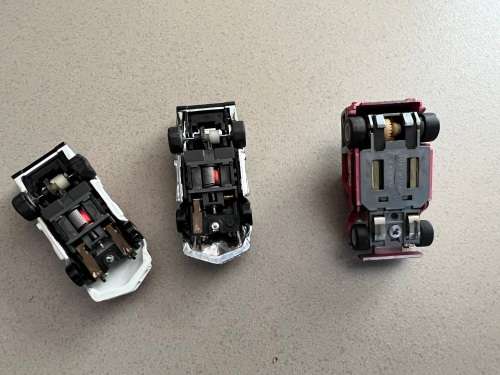 3 x slotcars for spares or repair
