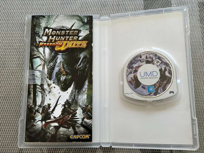 Monster Hunter PSP game