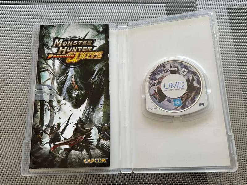 Monster Hunter PSP game