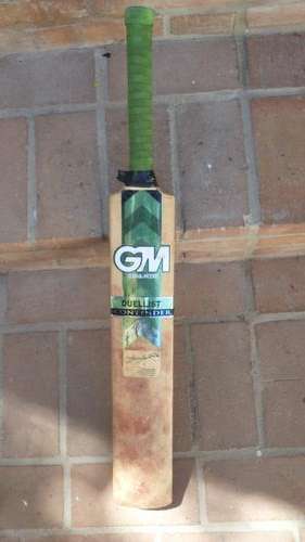 GM cricket bat Duellist Contender