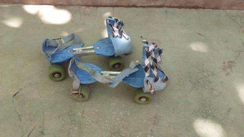 Vintage roller scates