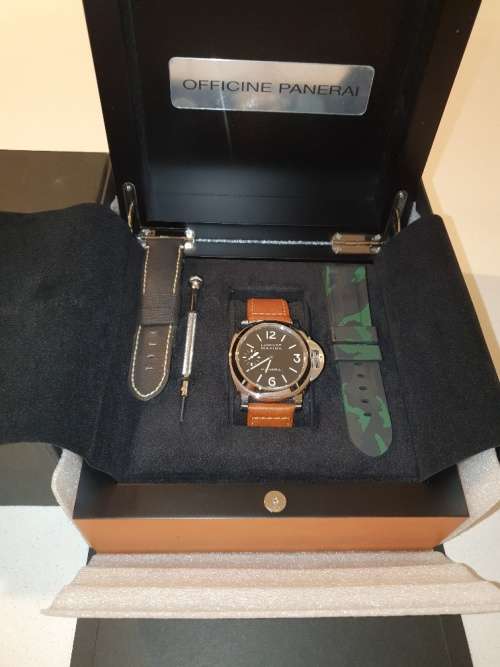 Panerai Luminor Marina PAM111  2014 LNIB FULL SET + EXTRA STRAPS