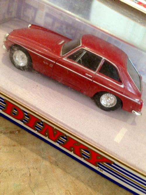 1973 MGBGT V8 by Dinky Matchbox (1990)