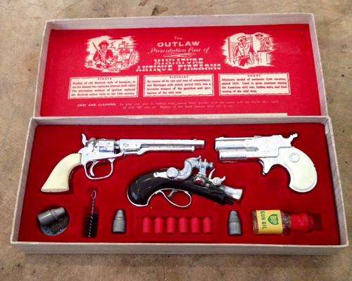 presentation Case of Miniature Antique Firearms By B.C.M. Company(Derby) LTD England