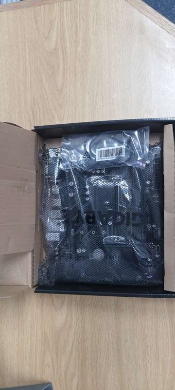 Gigabyte H310M S2H Intel H310 Coffee Lake LGA1151 Micro ATX Desktop Motherboard