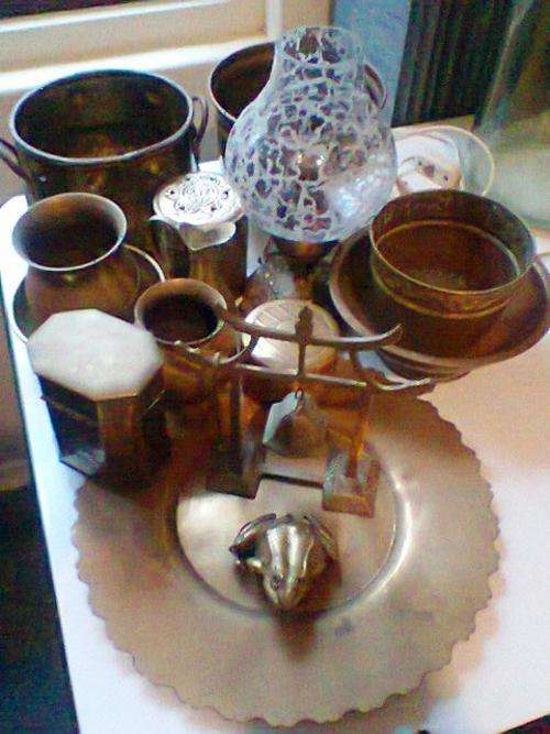 WOW! A Large Brass Lot. A Chinees Dinner Gong, Lovely old Bowl's, Tea Caddy with Frog, Lamp, Plate.