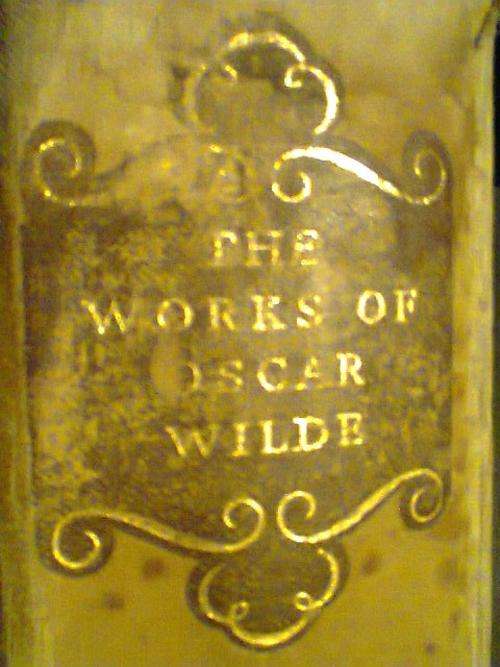 THE WORKS OF OSCAR WILDE. 1856-1900. Printed by COLLINS. DATED 1948 . 1118 Pages
