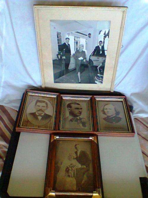 Ian Smith & Wife Pres of Rhodesia , Col . Christopher Carson & Others