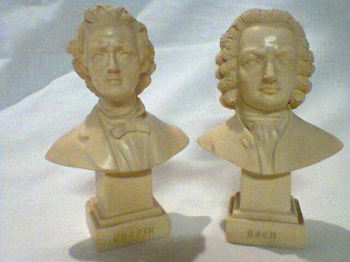 2 x BUST'S " CHOPIN & BACH " in excelent condition. Signed G.P. made in ITALY