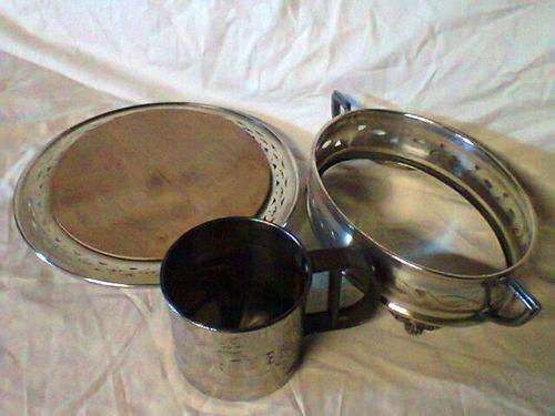 A Job Lot of Kitchenella.Beatiful patron on the Bread/Cake Board. Dr OETKER Sive. S/Plated Pot stand