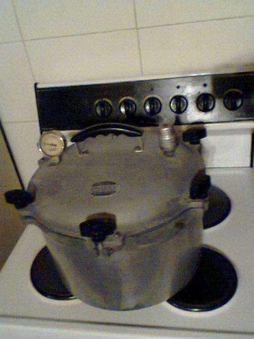 A VERY Large Old "FILLERY" Vintage Pressure Cooker complete with Inner grid & Gauge & Wistle