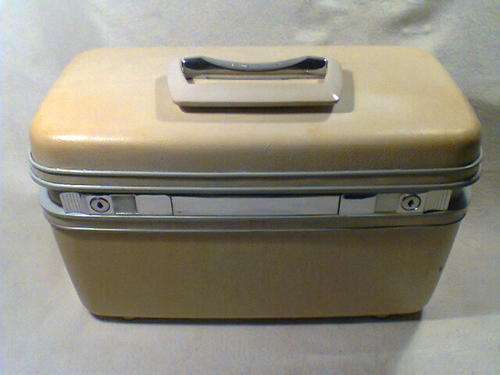A Real Old " SAMSONITE " Storage Case from the 50's in good condition for it's AGE