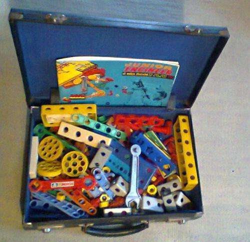 1950's "LINCOLN" International Junior Engineer Mecano Set, in Case & Instruction Book, 188 Pc's .