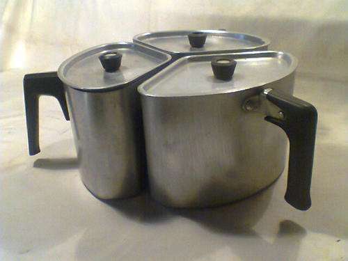Scarce Vintage Set of 3 "HART" Heavy Aluminum Cooking Pot+Lid's.2nd hand but in Excellent Condition
