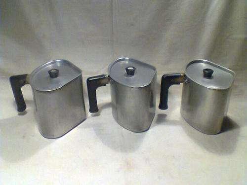 Scarce Vintage Set of 3 "HART" Heavy Aluminum Cooking Pot+Lid's.2nd hand but in Excellent Condition